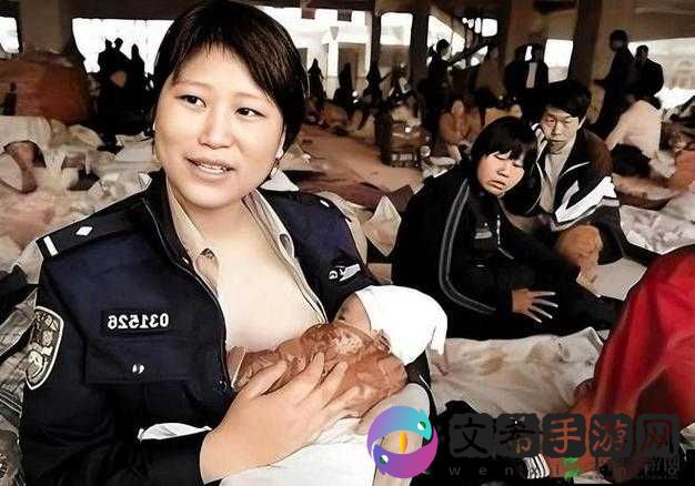 班长温柔地为我进行母乳喂养的温馨时刻